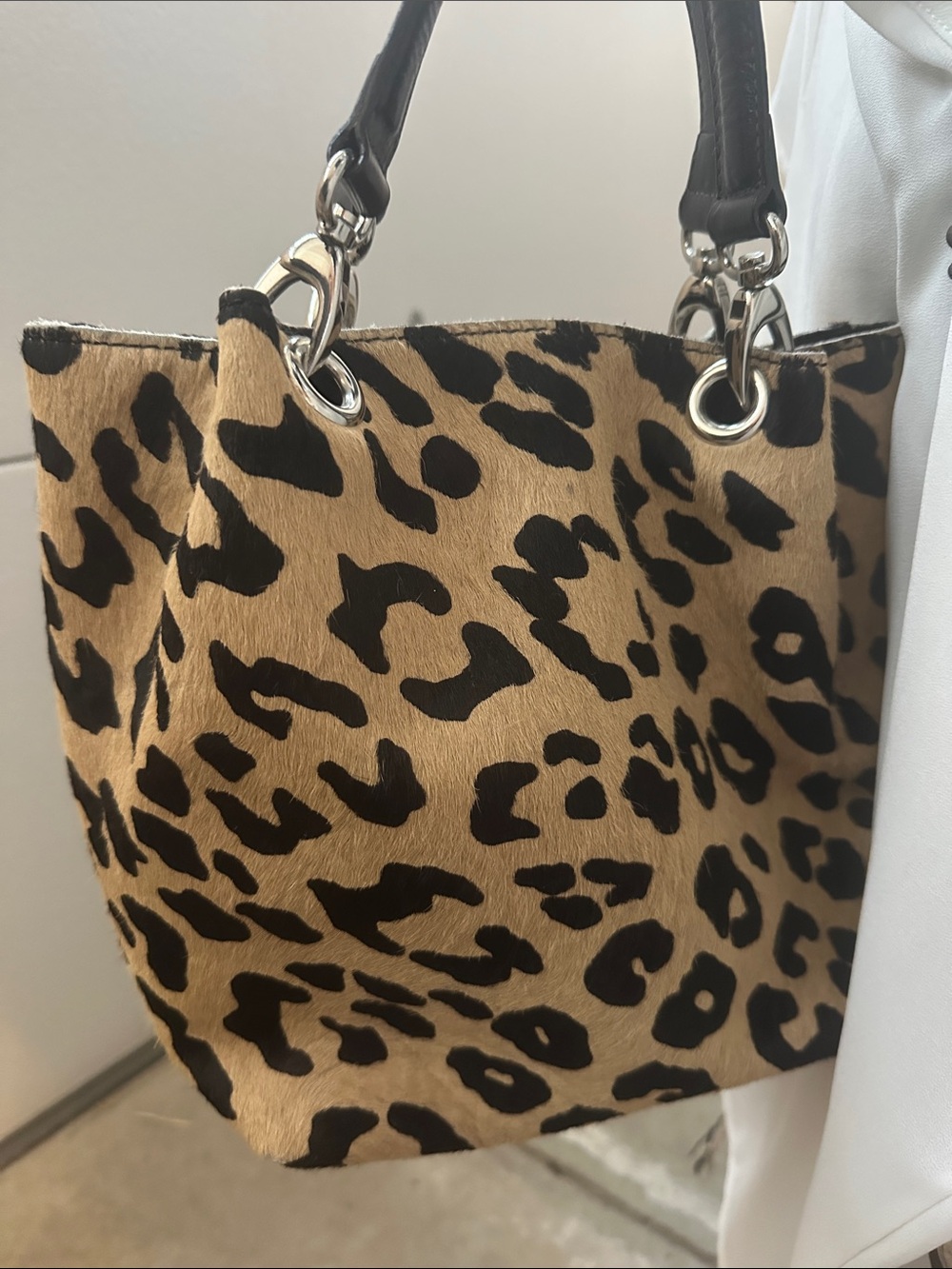 Stylish Pony Hair Leopard Bucket Bag Brown Leather straps